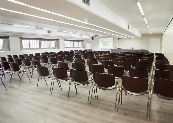 Hotel Chamartin The One